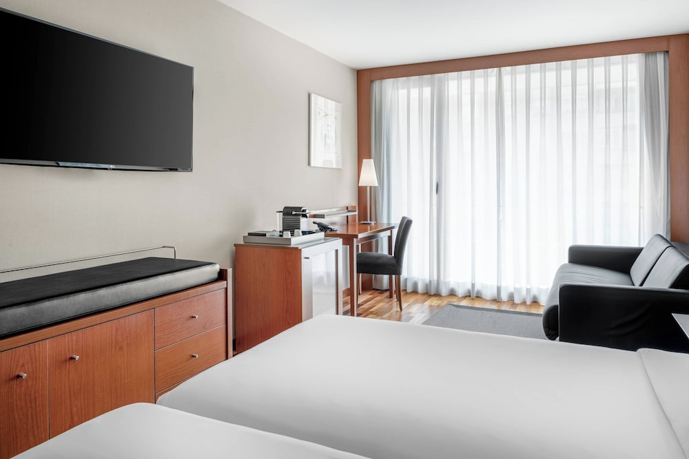 Habitación doble 2 Camas individuales del hotel Ac La Rioja By Marriott. Foto 1