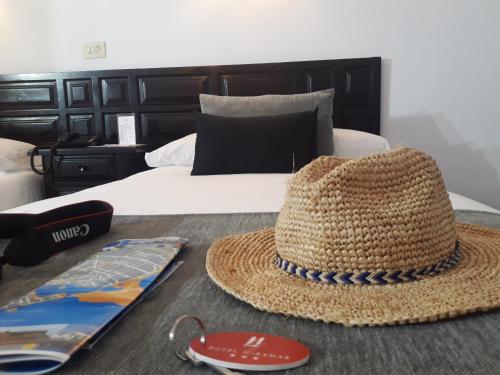 Habitación Triple del hotel Miramar. Foto 32