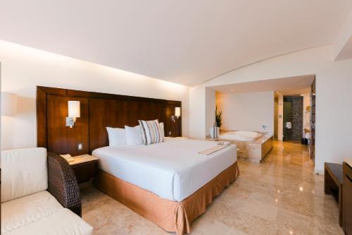 Suite Master del hotel Azul Ixtapa Grand All Inclusive Suites and Spa. Foto 2