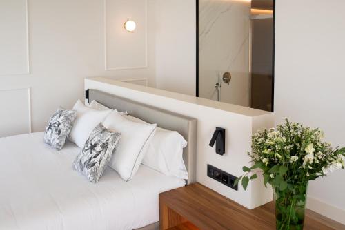 Suite Deluxe con vistas al mar del hotel Arrecife Gran and Spa. Foto 3