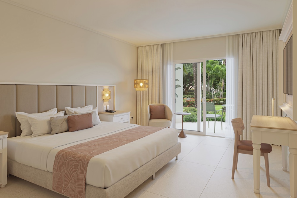 Habitación Club, 1 cama King (Vista Tropical) del hotel Wyndham Alltra Punta Cana All-Inclusive Resort. Foto 2