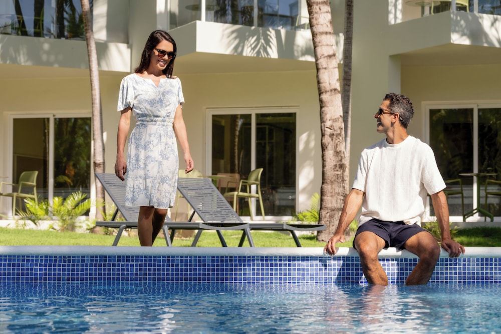 Habitación estándar, 1 cama King (Vista Tropical | Acceso Directo a la Piscina) del hotel Wyndham Alltra Punta Cana All-Inclusive Resort. Foto 6