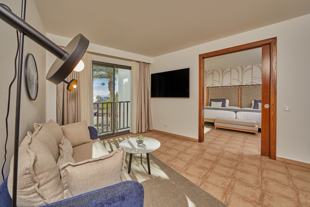 Suite, terraza, vistas al mar (Preferred Club) del hotel Secrets Lanzarote Resort and Spa – Adults Only (+18)