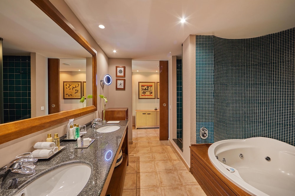 Suite, acceso a la piscina (Terrace - Preferred Club) del hotel Secrets Lanzarote Resort and Spa – Adults Only (+18). Foto 5