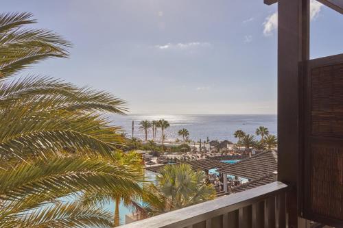 Deluxe Ocean Front Preferred Club del hotel Secrets Lanzarote Resort and Spa – Adults Only (+18). Foto 3