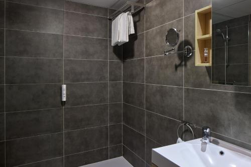 Habitación Doble Executive del hotel Zenitude Swiss Apparthotels. Foto 7