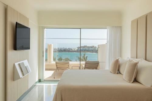 Suite Ático The Reserve - Frente al océano del hotel Paradisus Salinas Lanzarote. Foto 4