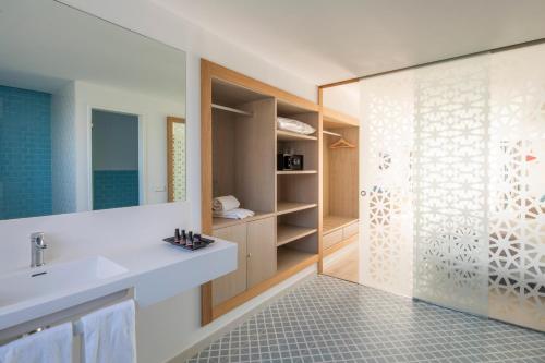 Habitación Familiar del hotel Oasis Lanz Beach Mate. Foto 1