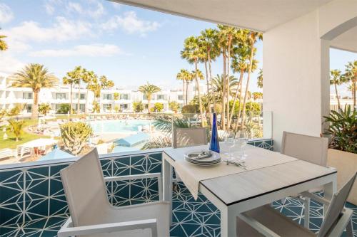 Habitación Doble Confort del hotel Oasis Lanz Beach Mate. Foto 4