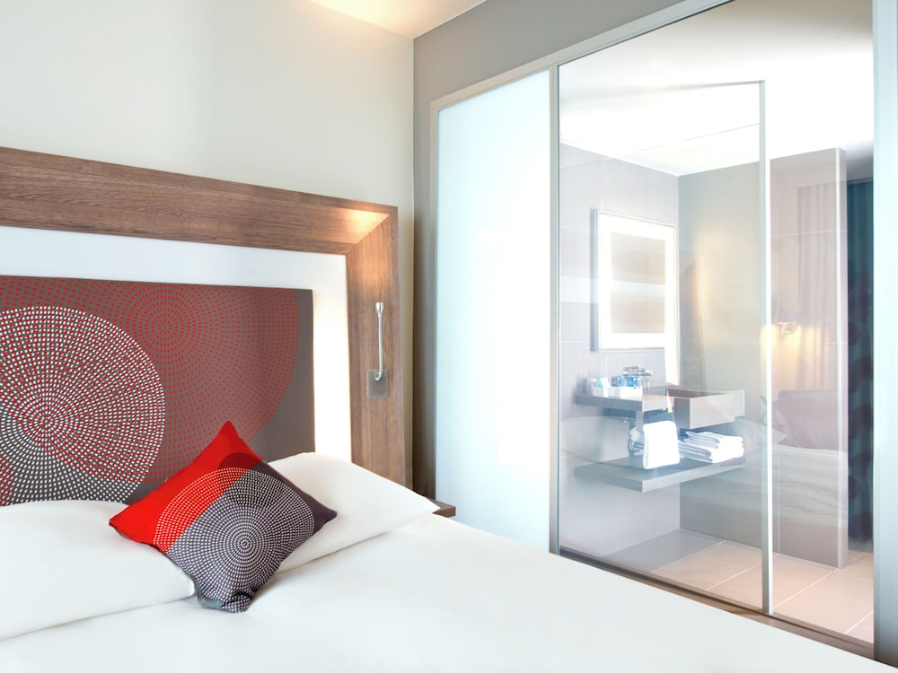 Habitación de categoría superior del hotel Novotel Lodz Centrum. Foto 8