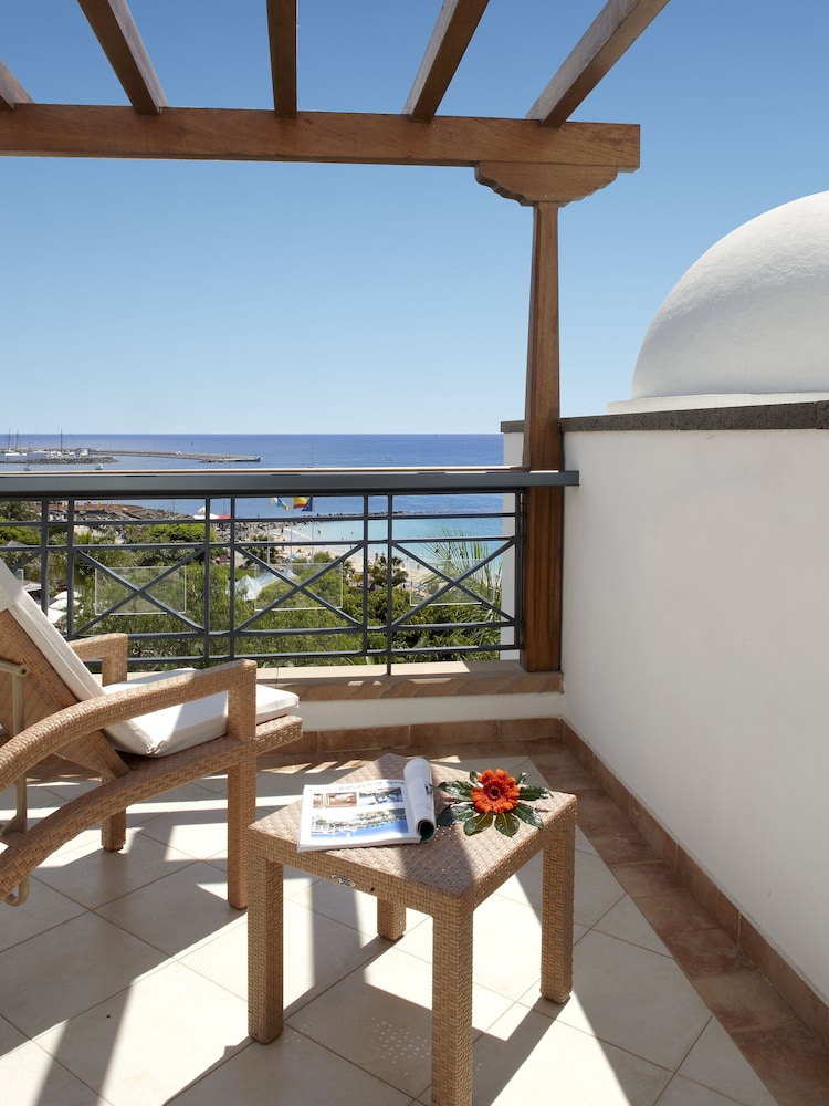 Suite Junior, Vista Mar del hotel Princesa Yaiza Suite Resort. Foto 2