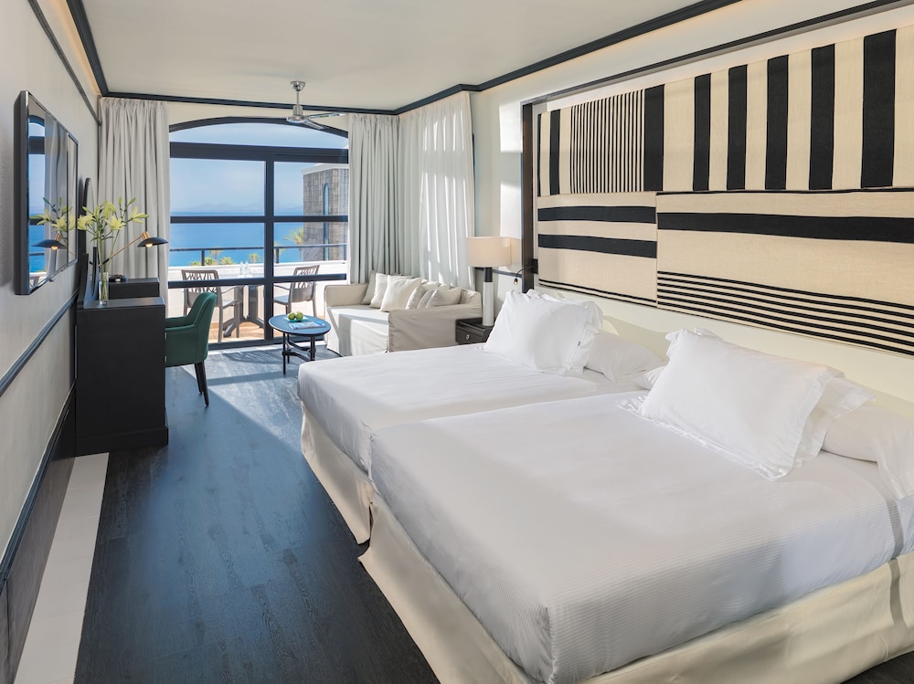 Habitación con 2 camas individuales, vistas al mar del hotel H10 Rubicón Horizons Collection