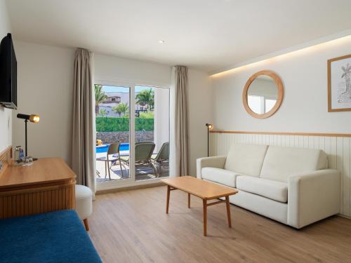 Suite Deluxe del hotel H10 White Suites. Foto 7