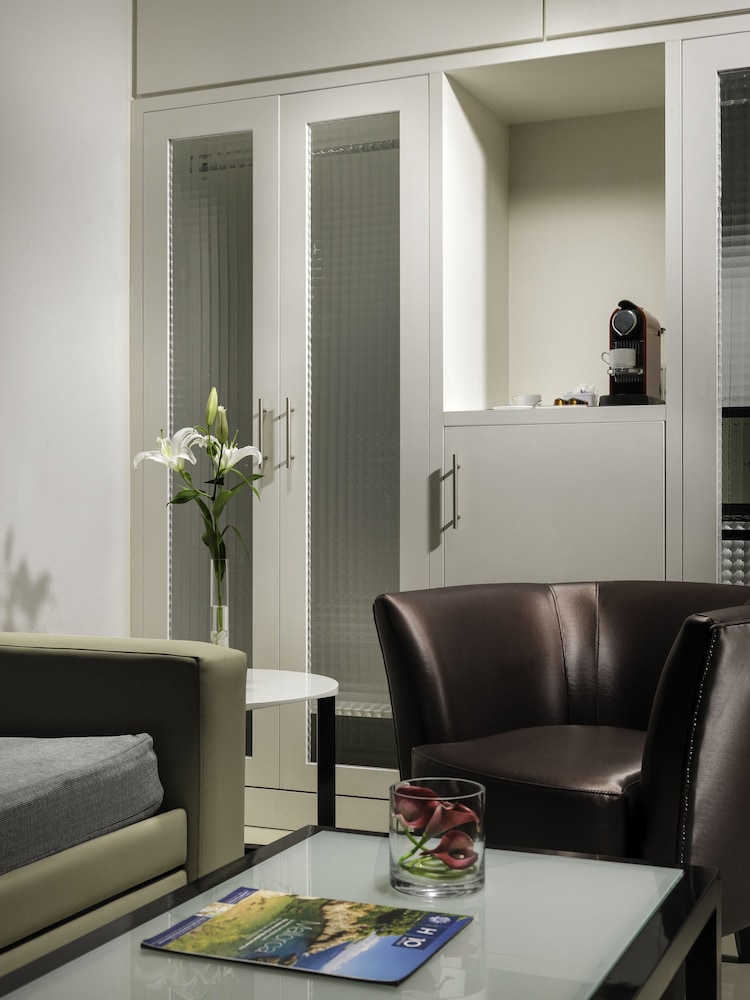 Suite del hotel H10 White Suites. Foto 3