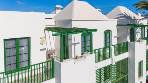 Habitación Triple Estándar del hotel Mynd Yaiza