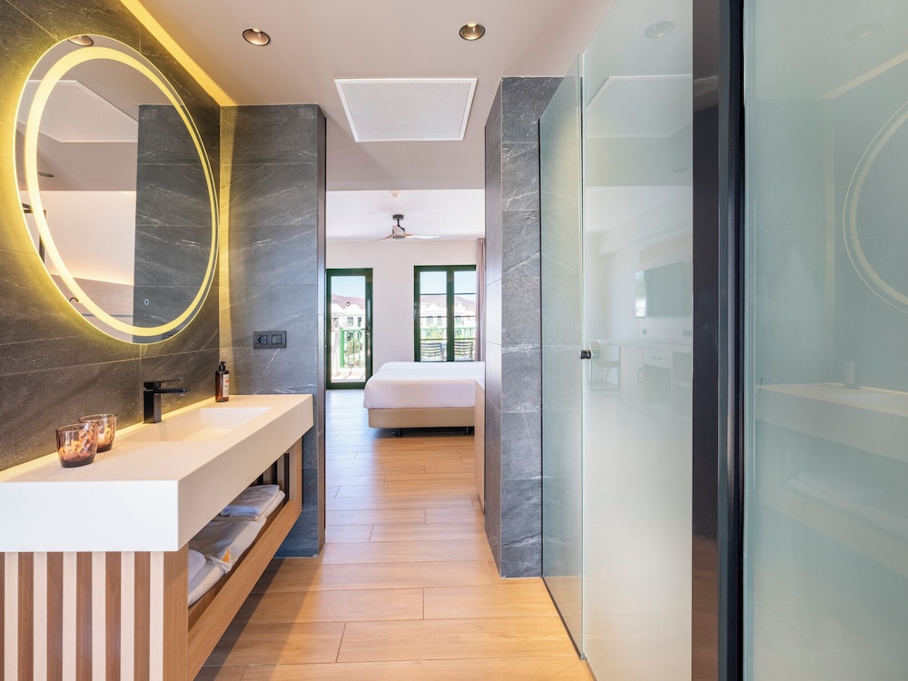 Suite estudio, vistas a la piscina del hotel Mynd Yaiza. Foto 5