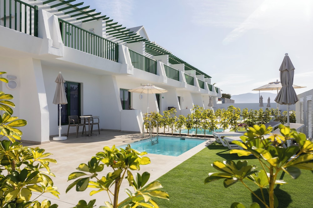 Suite estudio superior, piscina privada del hotel Mynd Yaiza. Foto 7