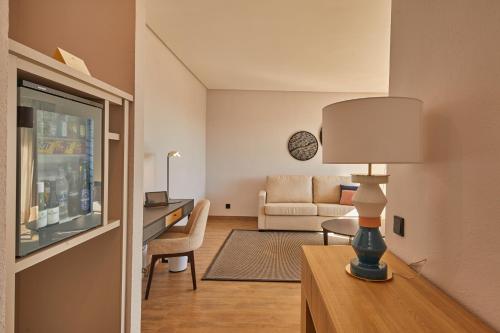 Preferred Club Suite with Ocean View del hotel Dreams Lanzarote Playa Dorada Resort and Spa. Foto 6