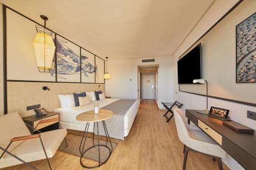 Preferred Club Habitación Doble con vistas al océano del hotel Dreams Lanzarote Playa Dorada Resort and Spa. Foto 5