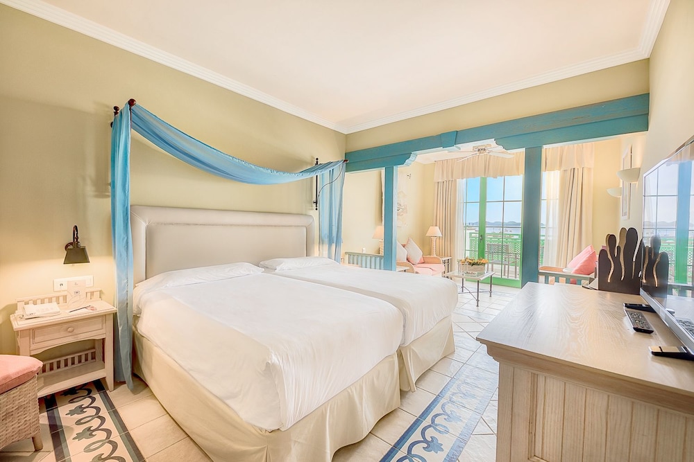 Habitación doble, vistas al mar del hotel LIVVO Volcán Lanzarote. Foto 3