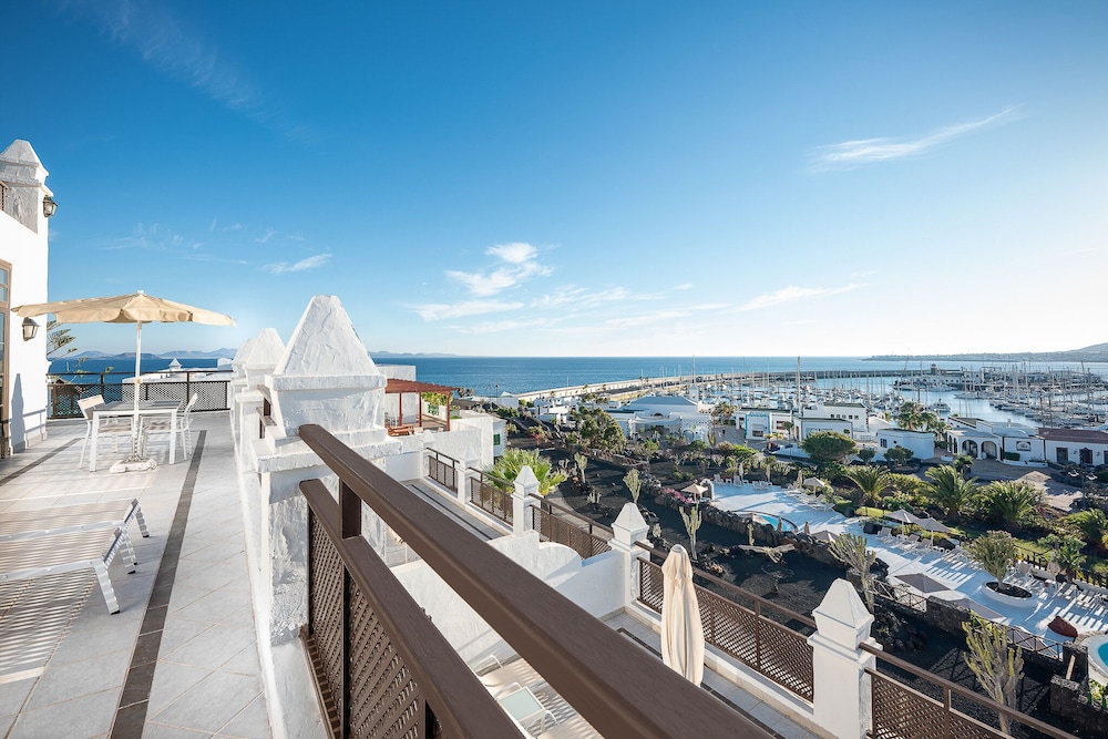 Suite junior, vistas al mar del hotel LIVVO Volcán Lanzarote