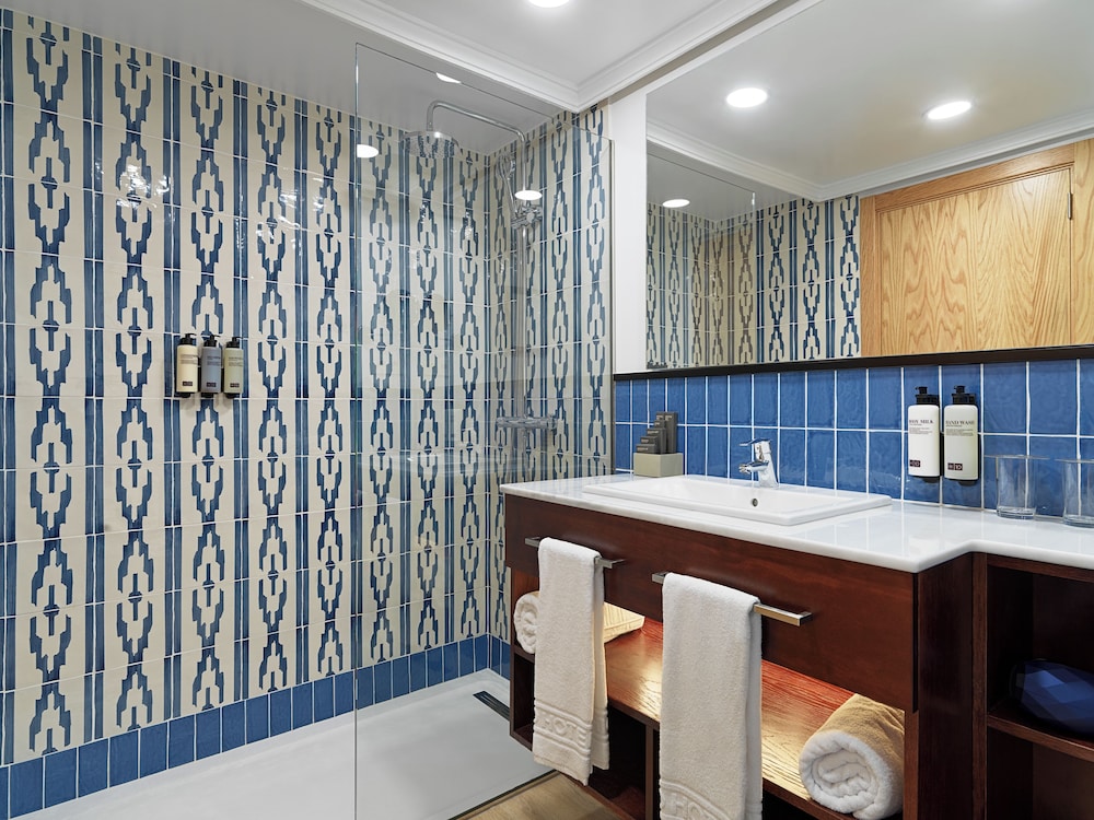 Suite junior, terraza del hotel H10 Lanzarote Princess. Foto 5