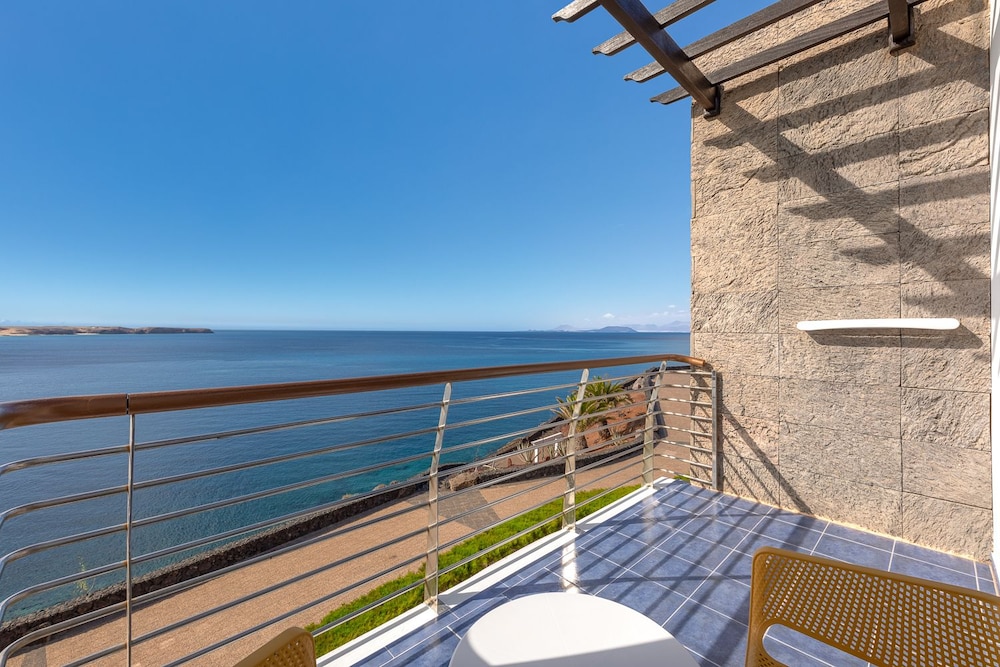 Suite junior, vistas al mar del hotel Mirador Papagayo by LIVVO