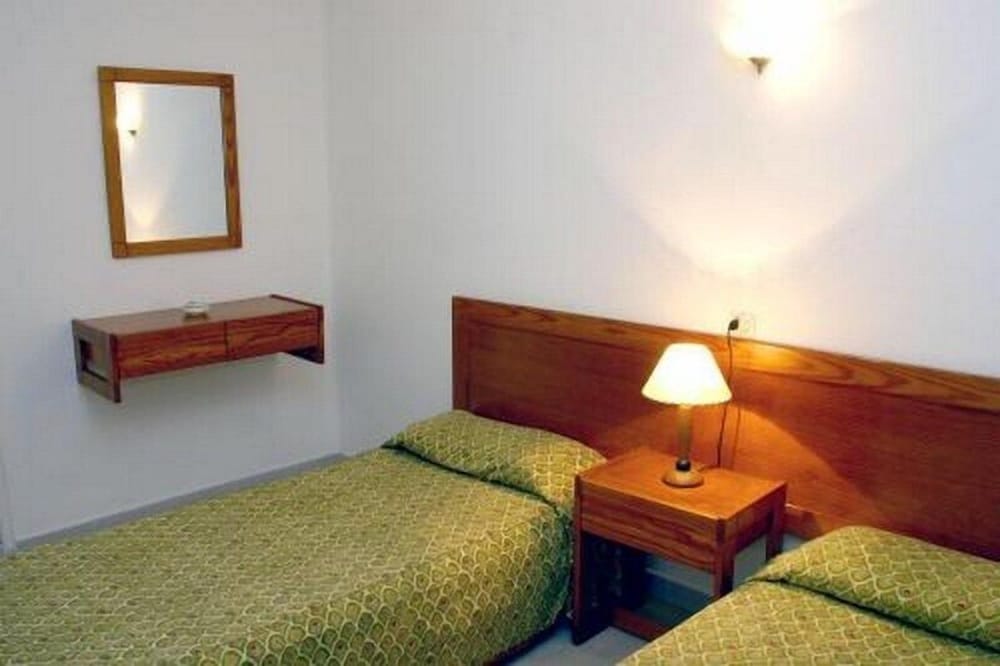 Apartamento 1 habitación Sofá Cama incluido 2 Camas individuales kitchenette del hotel Luz Y Mar Apartments. Foto 2
