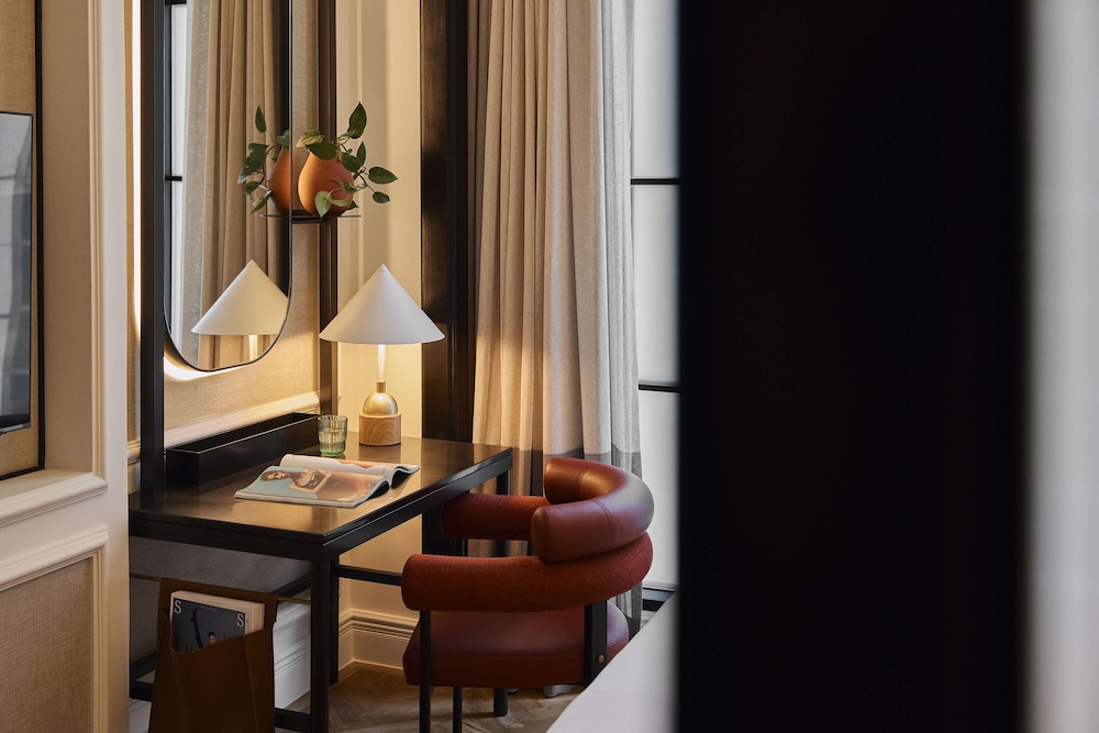 Habitación King QT del hotel QT Singapore. Foto 4