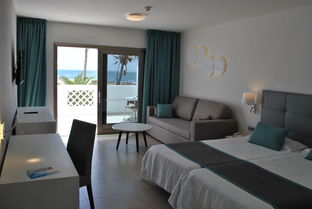 Habitación estándar del hotel Las Costas. Foto 1