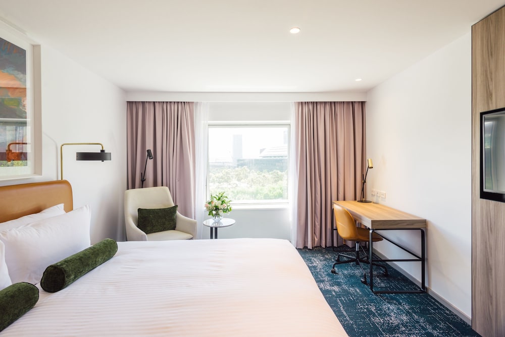 HABITACIÓN DE LUJO, Vistas a la Ciudad, 1 Cama King Size del hotel Novotel Sydney Darling Square. Foto 1