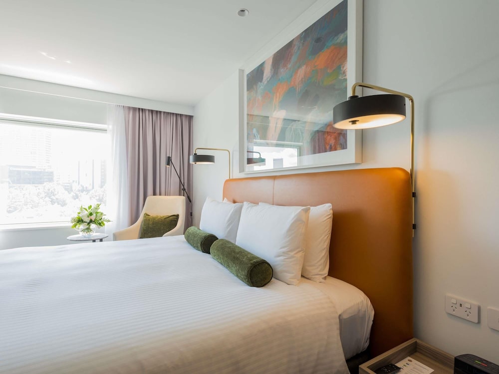 HABITACIÓN DE LUJO, Vistas a la Ciudad, 1 Cama King Size del hotel Novotel Sydney Darling Square. Foto 9