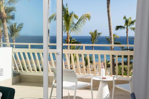 Suite Vista Mar Balcón o Terraza Planta Alta del hotel Plus Fariones Suite. Foto 2
