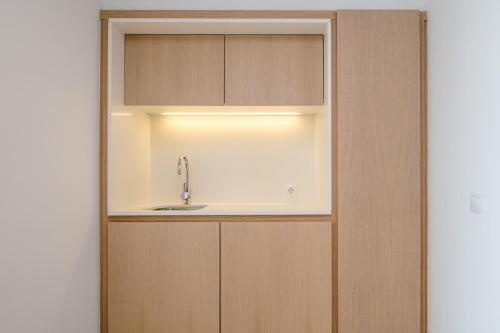 Suite Vista Mar Balcón o Terraza Sofá Cama incluido 2 Camas individuales del hotel Plus Fariones Suite. Foto 6