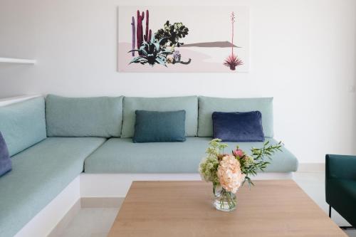 Suite Vista Mar Balcón o Terraza del hotel Plus Fariones Suite. Foto 3