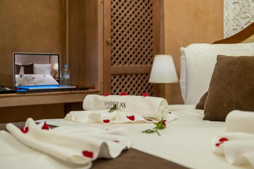 Suite Deluxe del hotel Mabrouk. Foto 14