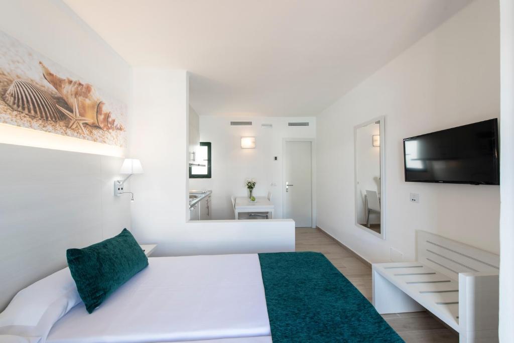 Estudio Superior del hotel Thb Flora. Foto 1