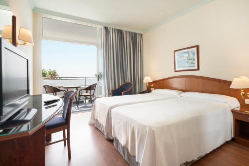 Habitación Doble Estándar del hotel Vik San Antonio. Foto 4
