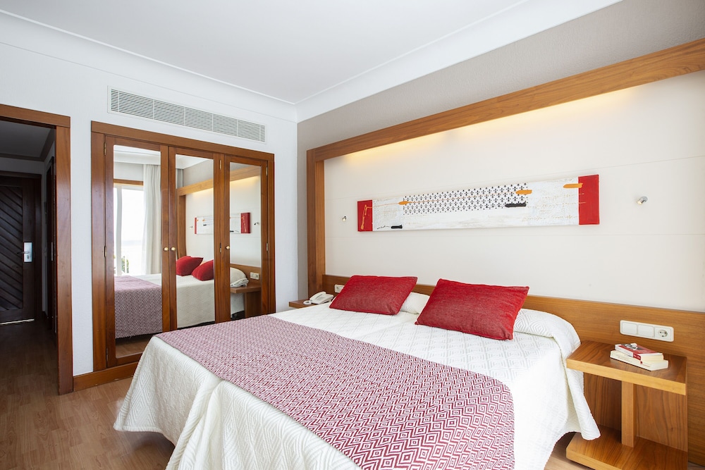 Standard Double Room, Balcony del hotel Hipotels La Geria