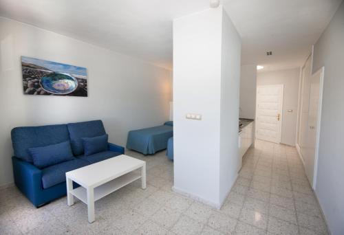 Estudio con vistas a la piscina del hotel Panorama. Foto 13