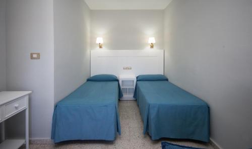 Estudio con vistas al jardín del hotel Panorama. Foto 8