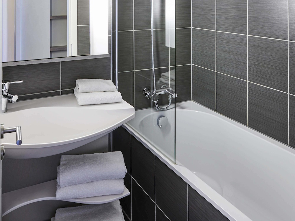 Estudio con cama doble del hotel Adagio Liverpool City Centre. Foto 24