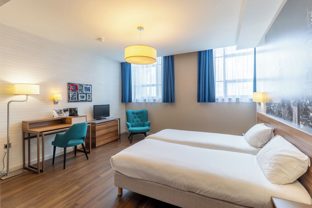 Estudio con camas individuales del hotel Adagio Liverpool City Centre. Foto 6