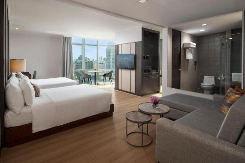 Habitación Cuádruple de lujo - (Torre principal) del hotel The Berkeley Pratunam. Foto 5