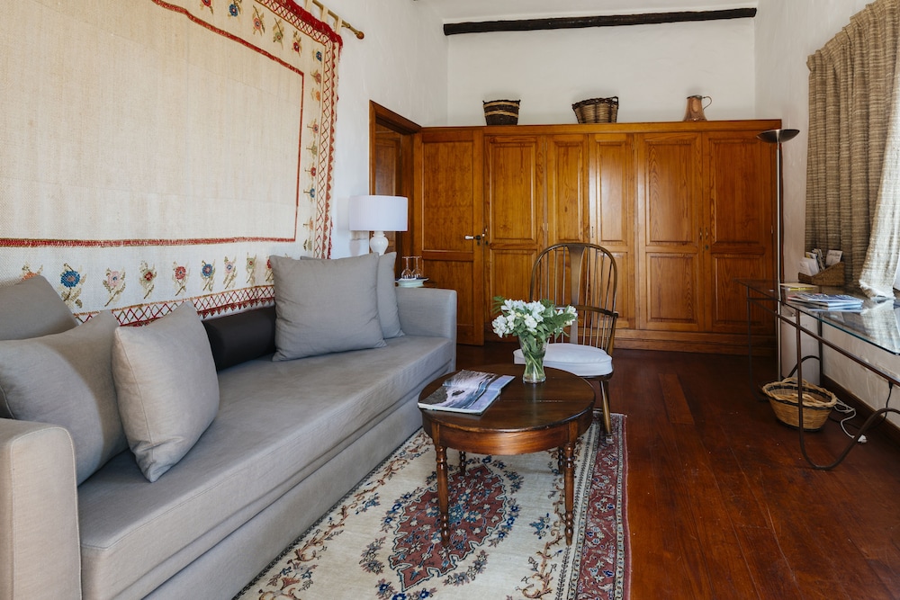 Suite Estudio del hotel Caserío De Mozaga. Foto 5
