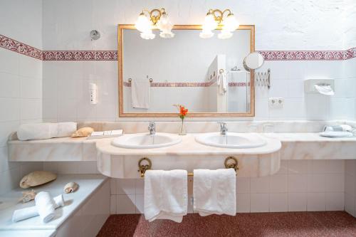 Suite del hotel Caserío De Mozaga. Foto 2