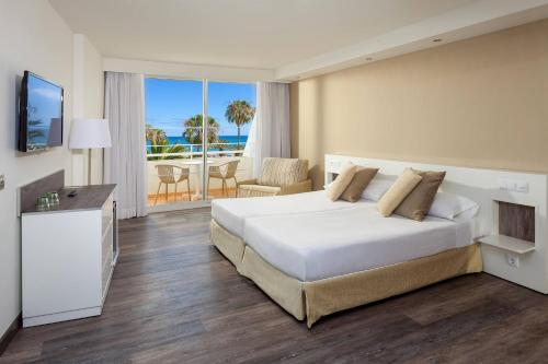 Habitación Doble con vistas al mar - 2 camas del hotel Sol Lanzarote. Foto 1