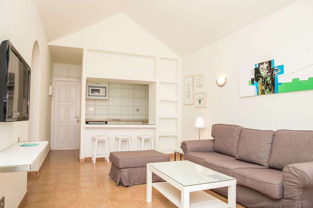 Apartamento superior, 1 habitación, terraza del hotel LIVVO Las Gaviotas. Foto 12