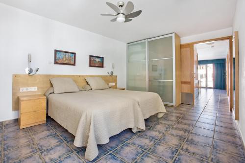 Habitación Doble Deluxe del hotel Nautilus Lanzarote. Foto 21