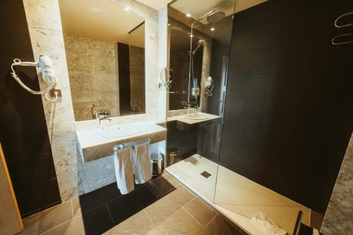 Habitación Doble Superior del hotel Barceló León Conde Luna. Foto 6
